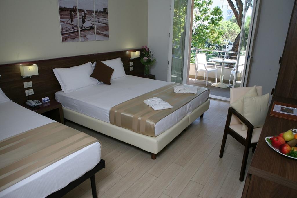 Hotel Michelangelo มิลาโน แมริตทิมา ภายนอก รูปภาพ