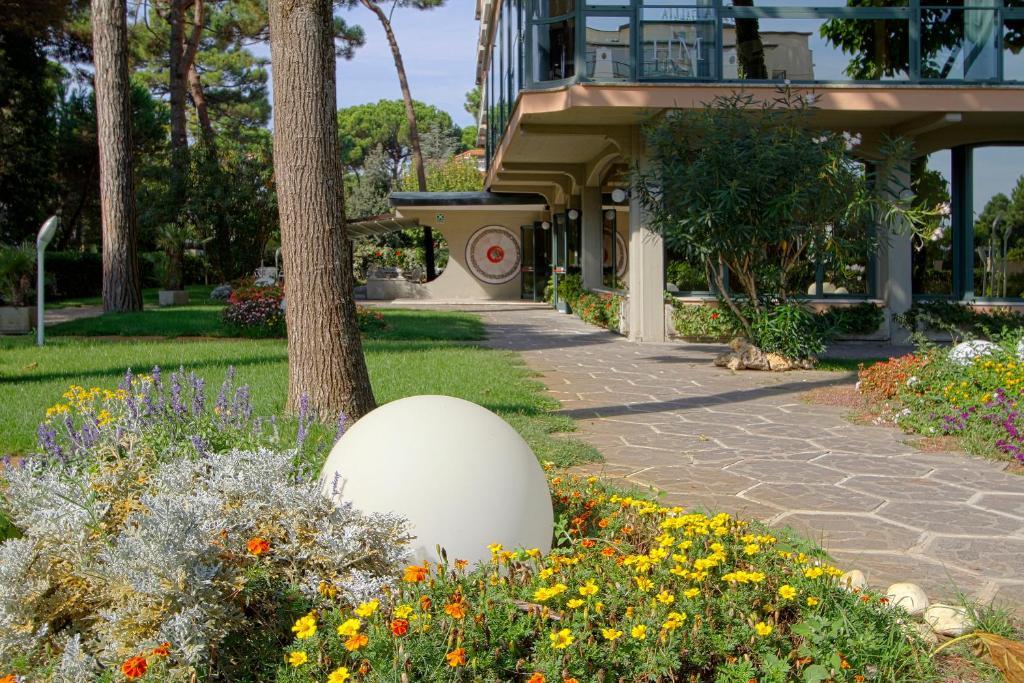 Hotel Michelangelo มิลาโน แมริตทิมา ภายนอก รูปภาพ
