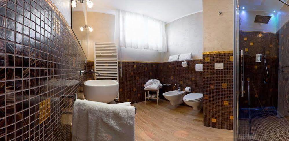 Hotel Michelangelo มิลาโน แมริตทิมา ภายนอก รูปภาพ