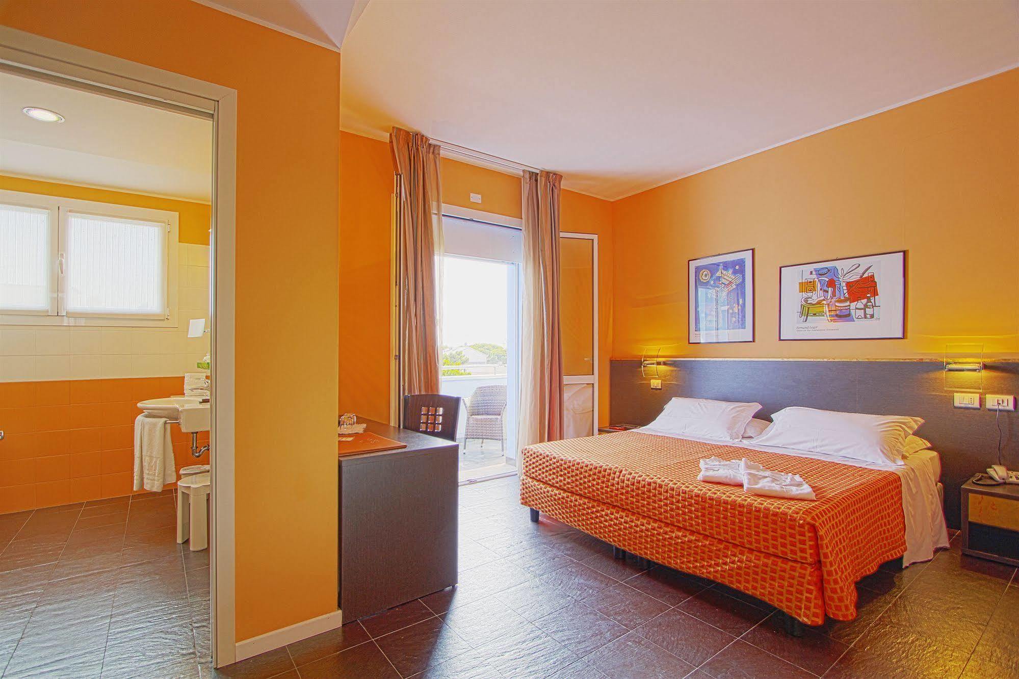 Hotel Michelangelo มิลาโน แมริตทิมา ภายนอก รูปภาพ